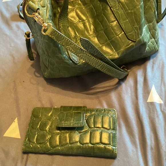 Set - Picture 5 of 6